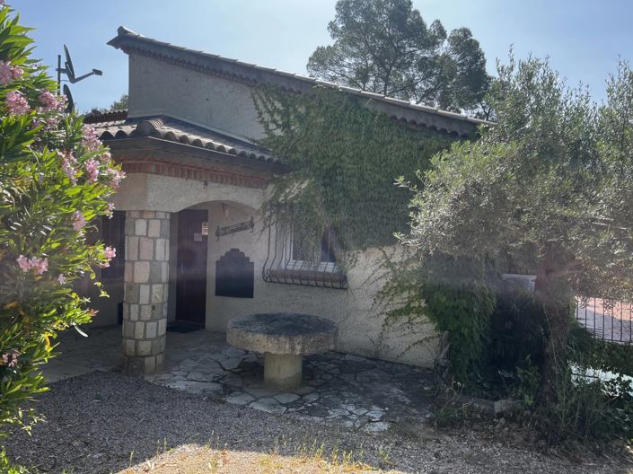 Image No.3-Maison de 5 chambres à vendre à Carcès