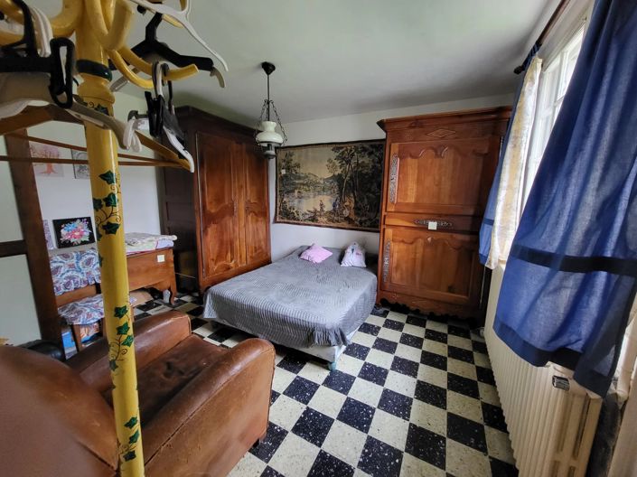 Image No.5-Maison de 4 chambres à vendre à Montmorillon