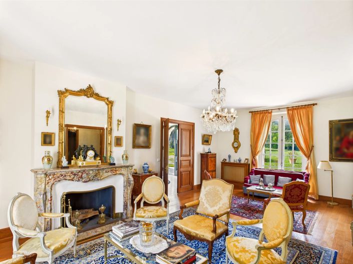 Image No.3-9 Bed House for sale