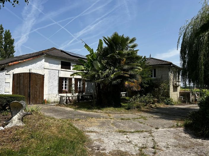 Image No.1-5 Bed House for sale