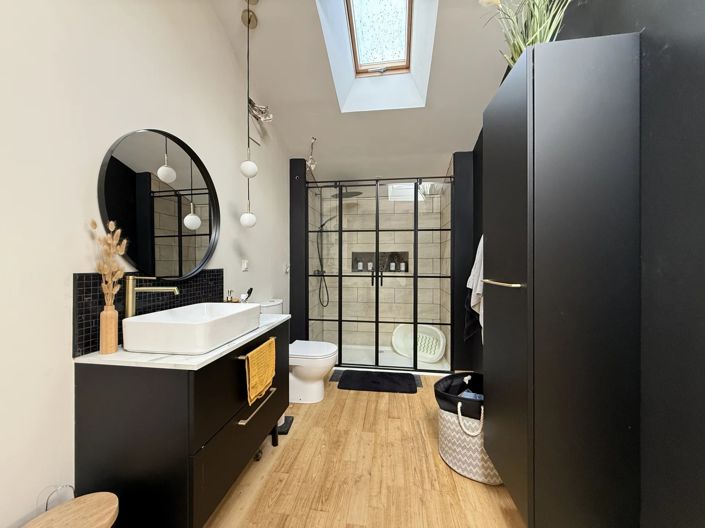 Image No.7-3 Bed House for sale