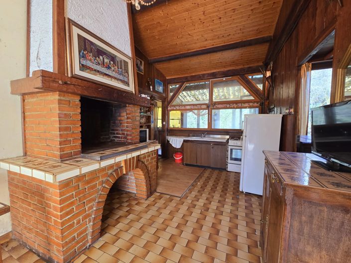 Image No.9-3 Bed House for sale