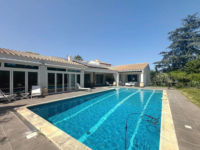 Image No.5-4 Bed House for sale