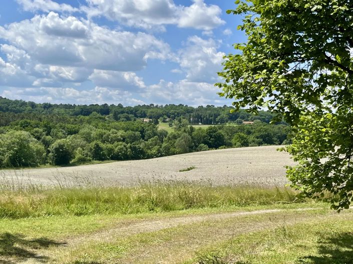 Image No.2-Maison de 5 chambres à vendre à Aubeterre-sur-Dronne