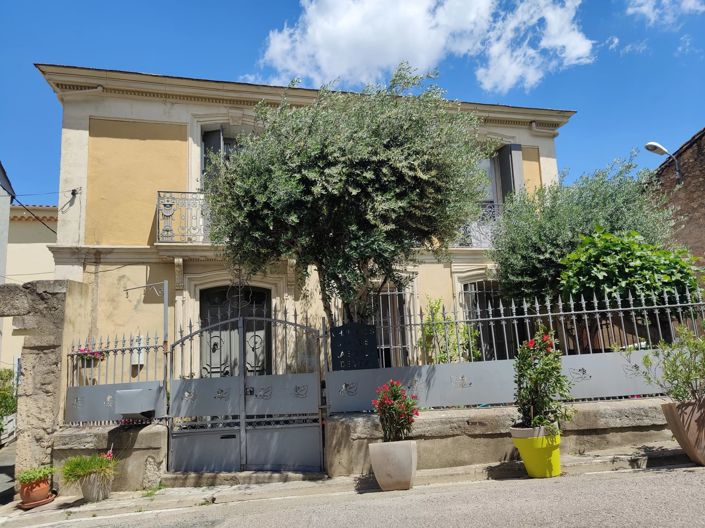 Image No.1-4 Bed House for sale