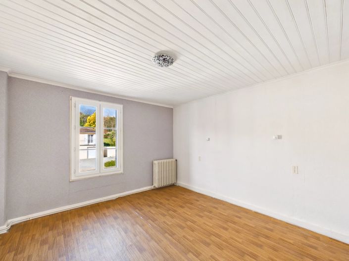 Image No.4-6 Bed House for sale