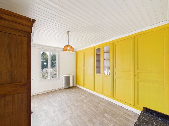 Image No.7-6 Bed House for sale