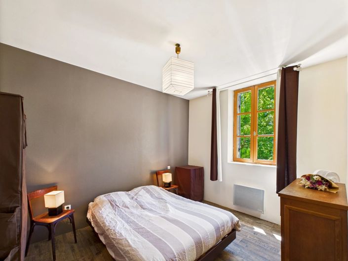 Image No.8-2 Bed House for sale