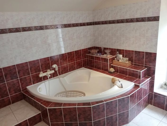 Image No.11-3 Bed House for sale