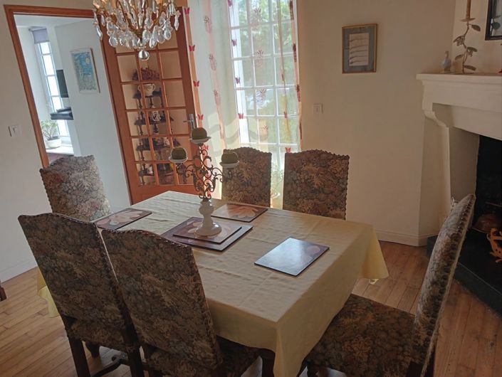 Image No.15-3 Bed House for sale