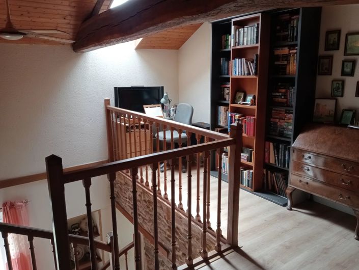 Image No.8-3 Bed House for sale