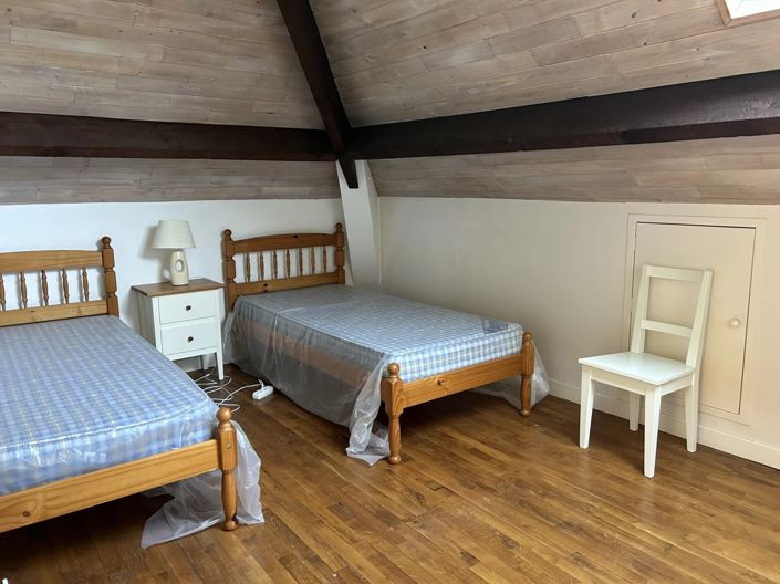 Image No.11-3 Bed House for sale