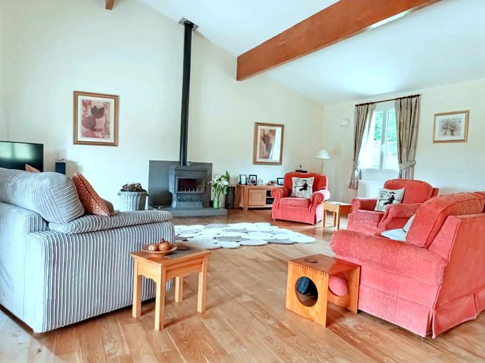 Image No.5-4 Bed House for sale