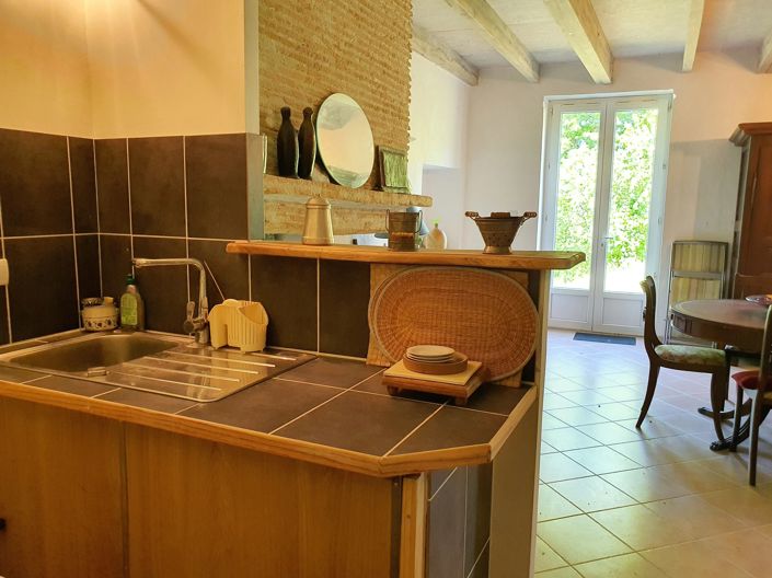 Image No.4-5 Bed House for sale