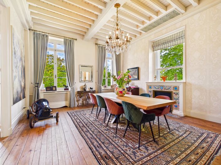 Image No.3-6 Bed House for sale