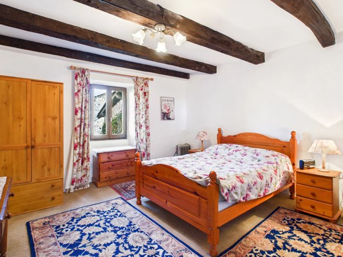 Image No.11-3 Bed House for sale