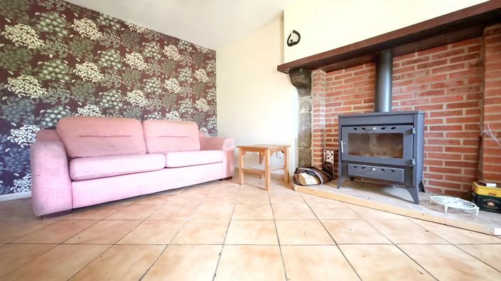 Image No.3-Maison de 1 chambre à vendre à Saint-Pardoux-les-Cards