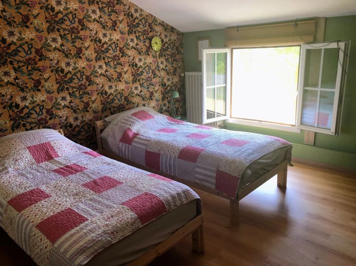 Image No.10-2 Bed House for sale