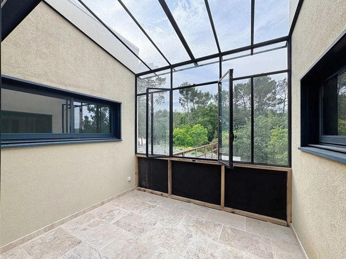 Image No.8-4 Bed House for sale