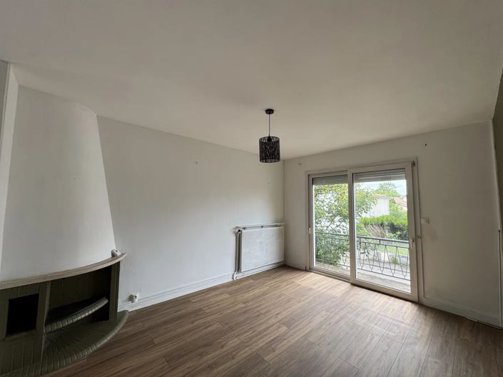 Image No.4-Maison de 4 chambres à vendre à Saint-Michel