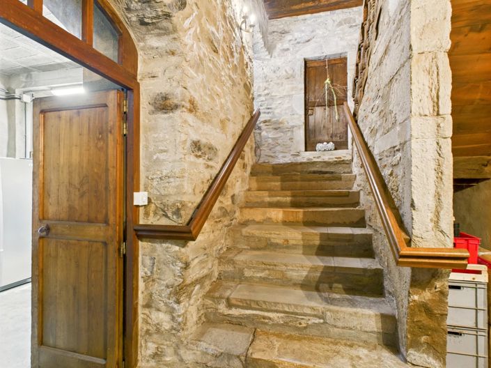 Image No.8-3 Bed House for sale