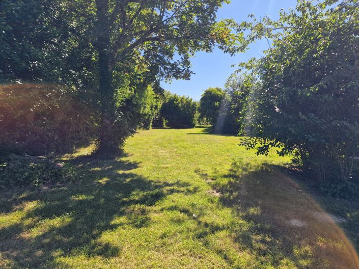 Image No.11-3 Bed House for sale