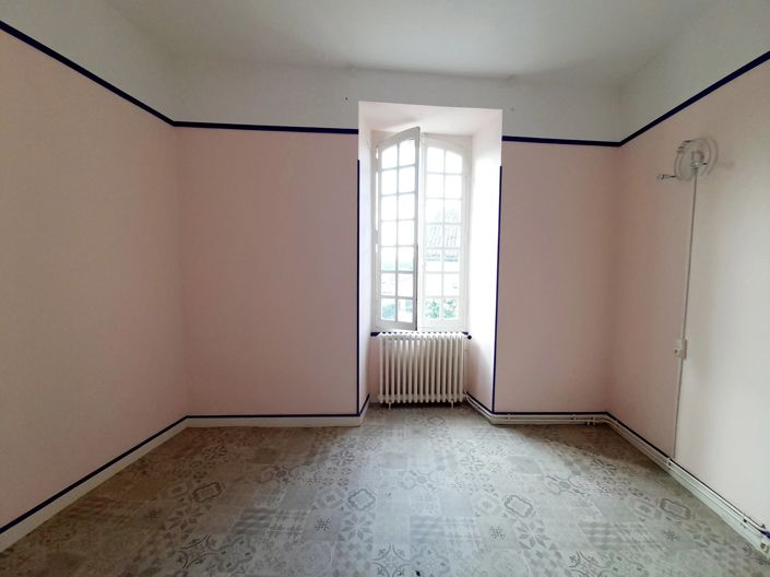 Image No.6-3 Bed Village House for sale