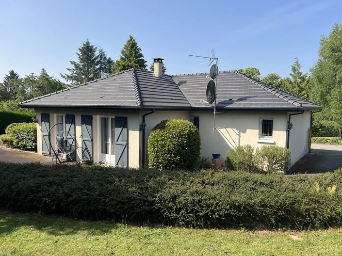 Image No.1-4 Bed House for sale