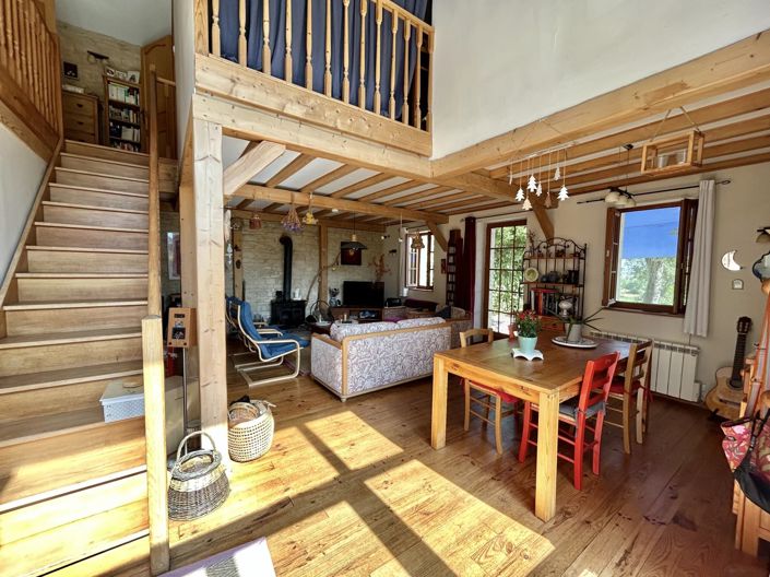 Image No.3-8 Bed Village House for sale