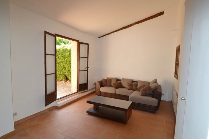 Image No.4-2 Bed Property for sale