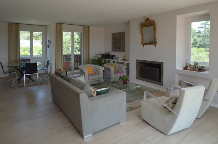 Image No.2-4 Bed Property for sale