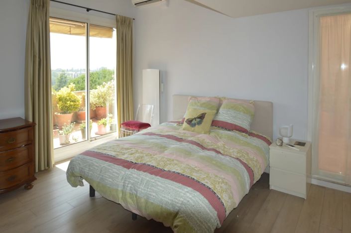 Image No.6-4 Bed Property for sale