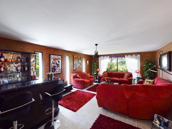 Image No.4-5 Bed House for sale