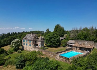 1 - Bor-et-Bar, House