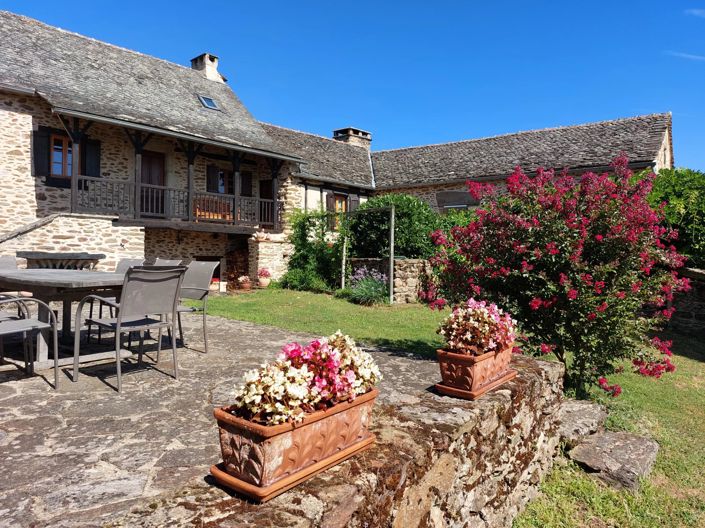 Image No.14-6 Bed House for sale