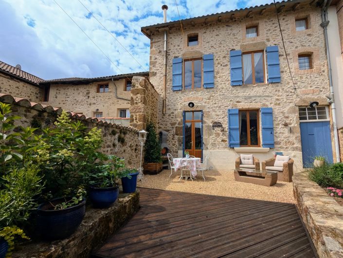 Image No.1-4 Bed Village House for sale