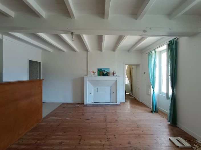 Image No.12-7 Bed House for sale