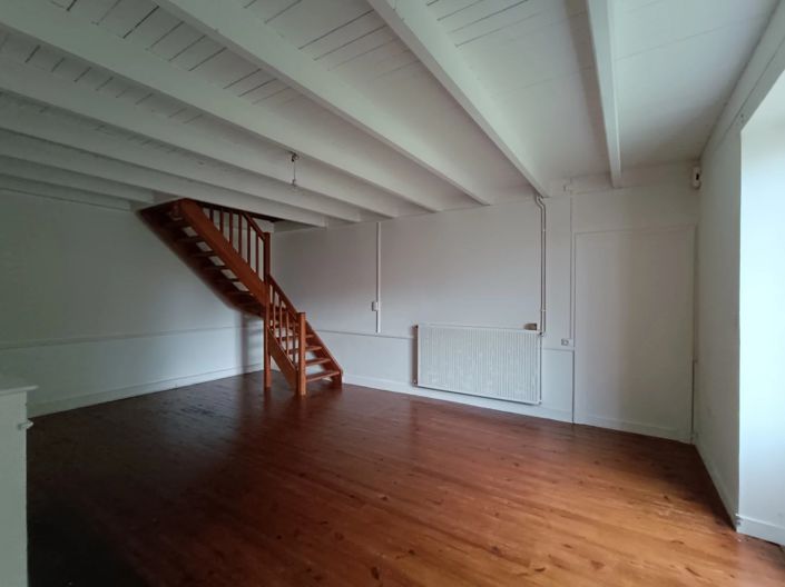 Image No.13-7 Bed House for sale