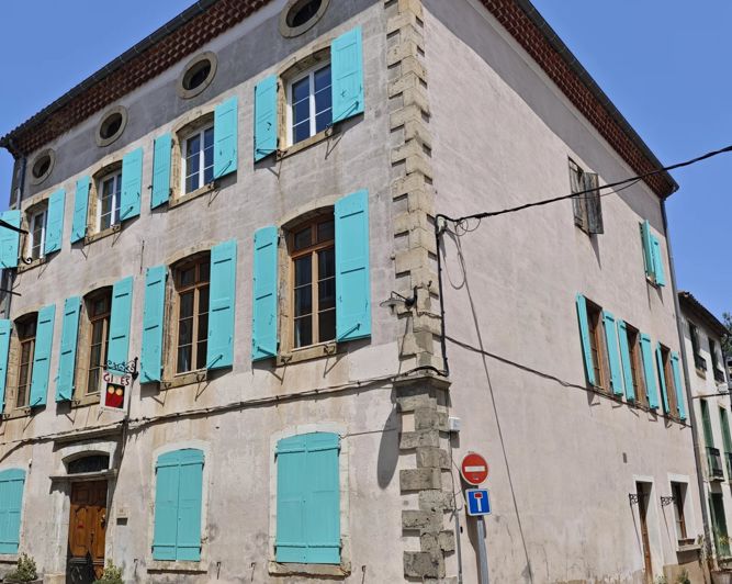Image No.1-4 Bed House for sale