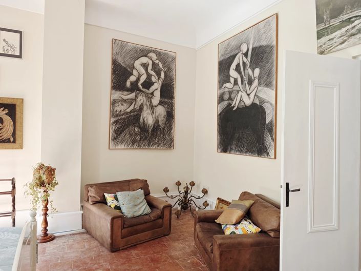 Image No.1-4 Bed House for sale