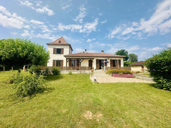 Image No.1-4 Bed House for sale