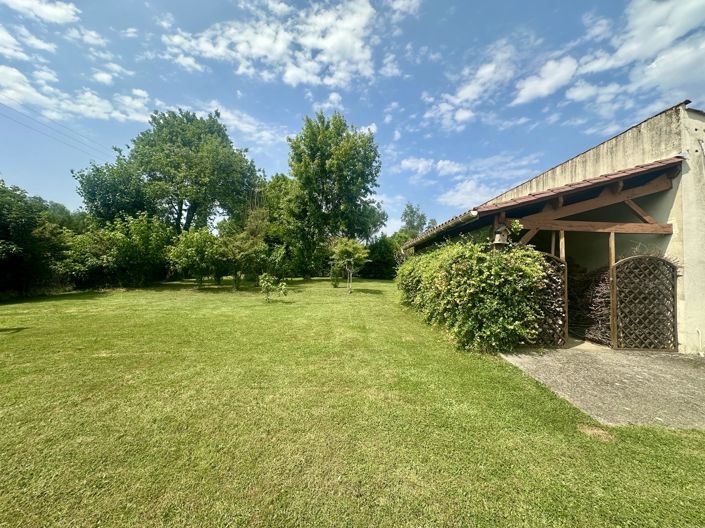 Image No.10-4 Bed House for sale