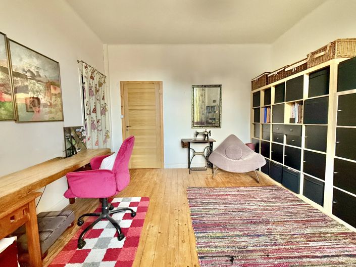 Image No.12-4 Bed House for sale