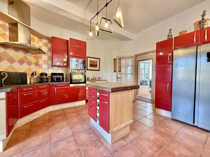 Image No.9-4 Bed House for sale