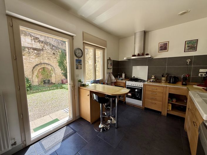 Image No.4-4 Bed House for sale