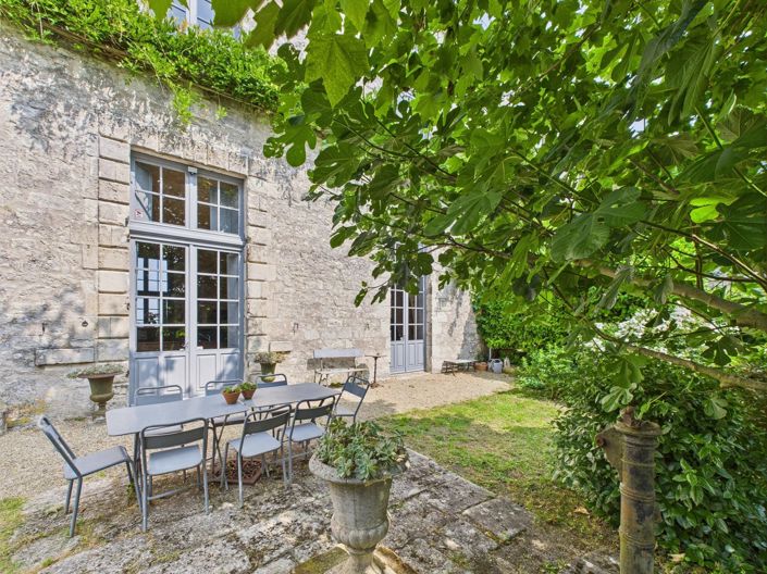 Image No.15-4 Bed House for sale