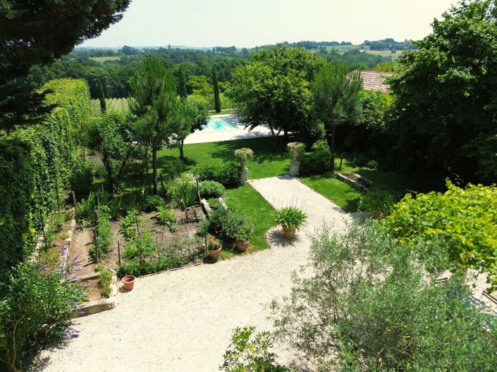 Image No.2-4 Bed House for sale
