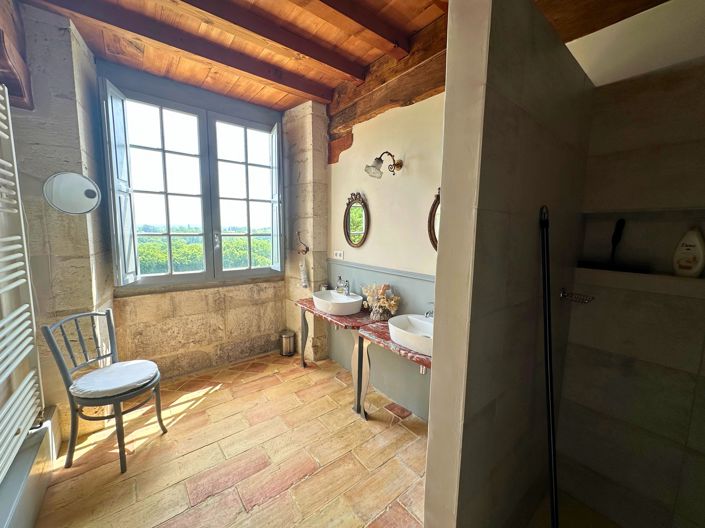 Image No.9-4 Bed House for sale