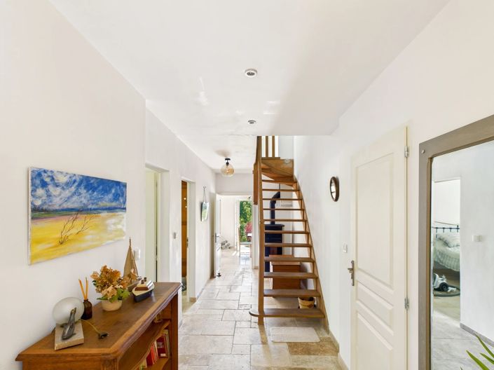 Image No.12-4 Bed House for sale