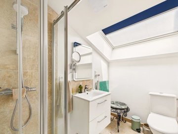 ee6050e55e9f0e97e845b0eded061b6cf1de8a43fb200